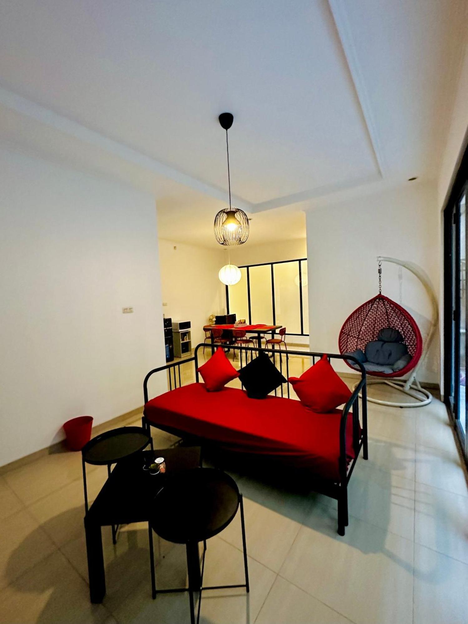 4-Bedroom Home In South Jakarta Nuansa Swadarma Residence By Le Ciel Hospitality Exterior photo