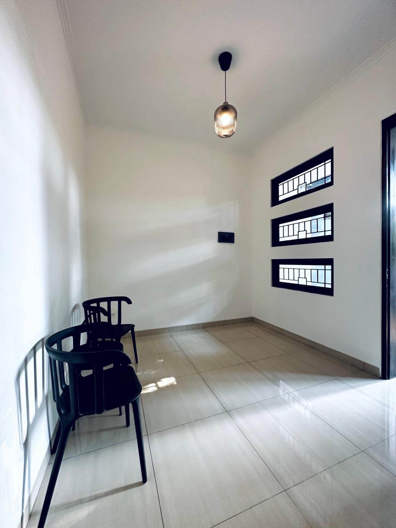 4-Bedroom Home In South Jakarta Nuansa Swadarma Residence By Le Ciel Hospitality Exterior photo